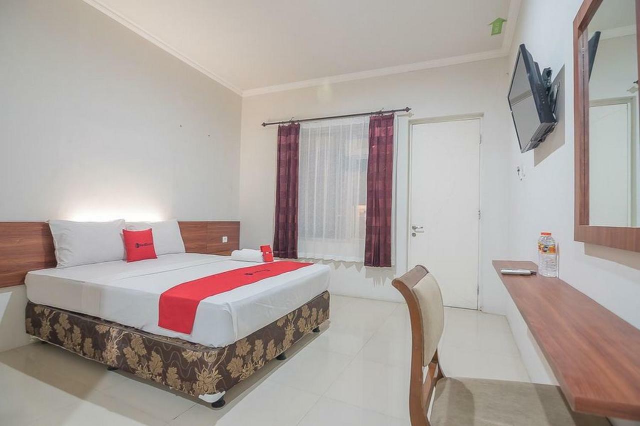 Reddoorz Near Alun Alun Subang Exterior foto