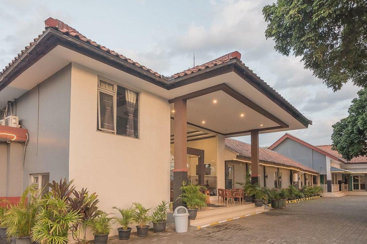 Reddoorz Near Alun Alun Subang Exterior foto