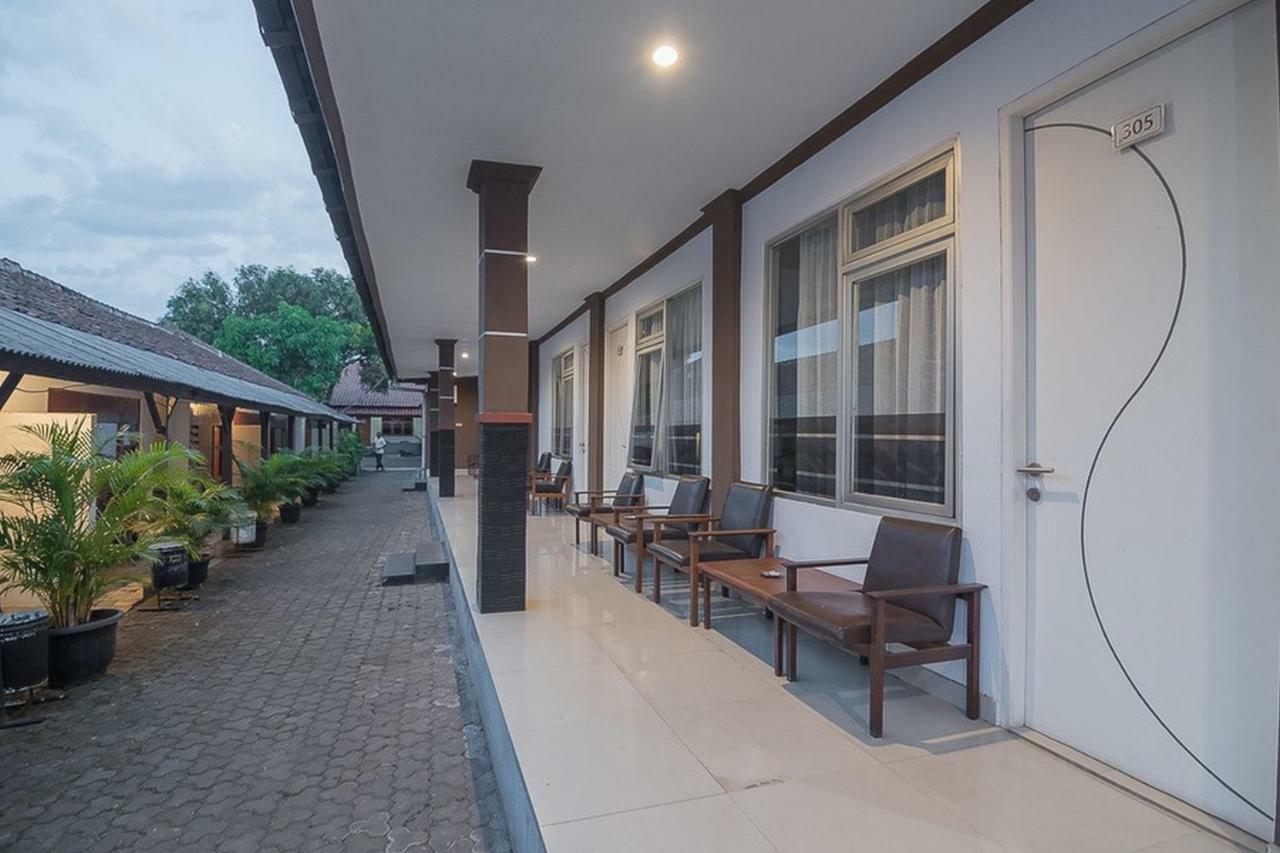 Reddoorz Near Alun Alun Subang Exterior foto